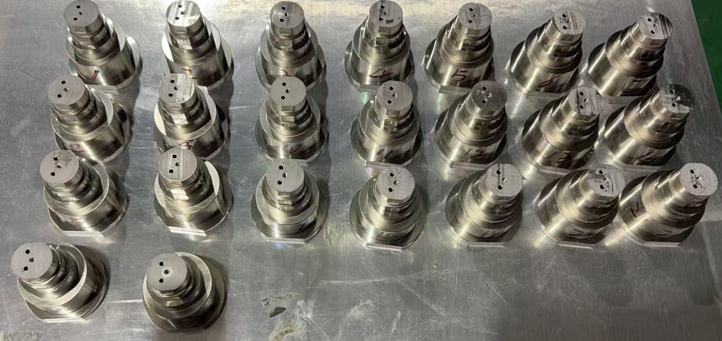 金属构件钎焊（三层结构）